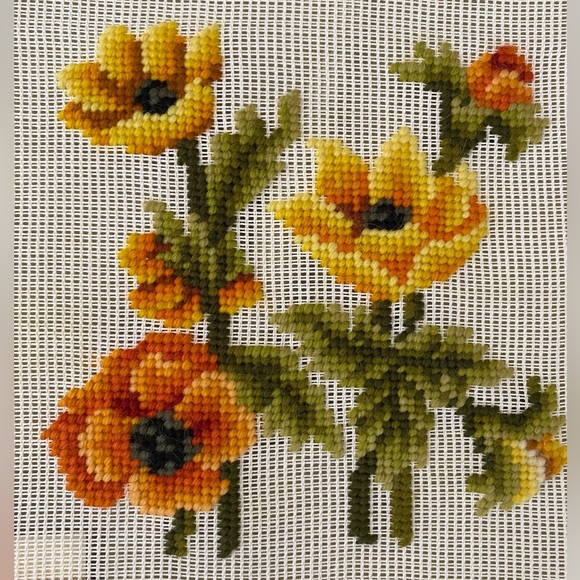 Poppy Orange Yellow Poppies PreWorked VTG NOS Dritz 3169/1 Needlepoint 12x12 - Picture 2 of 6